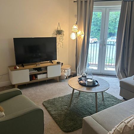 Appartamento Beautiful 1 Bed In Wycombe High Wycombe Esterno foto